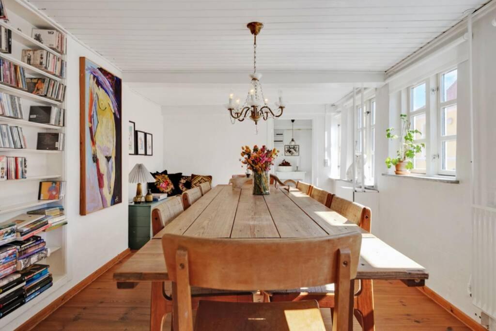 Hyggeligt Gammelt Fiskerhus I Marstal Exterior foto