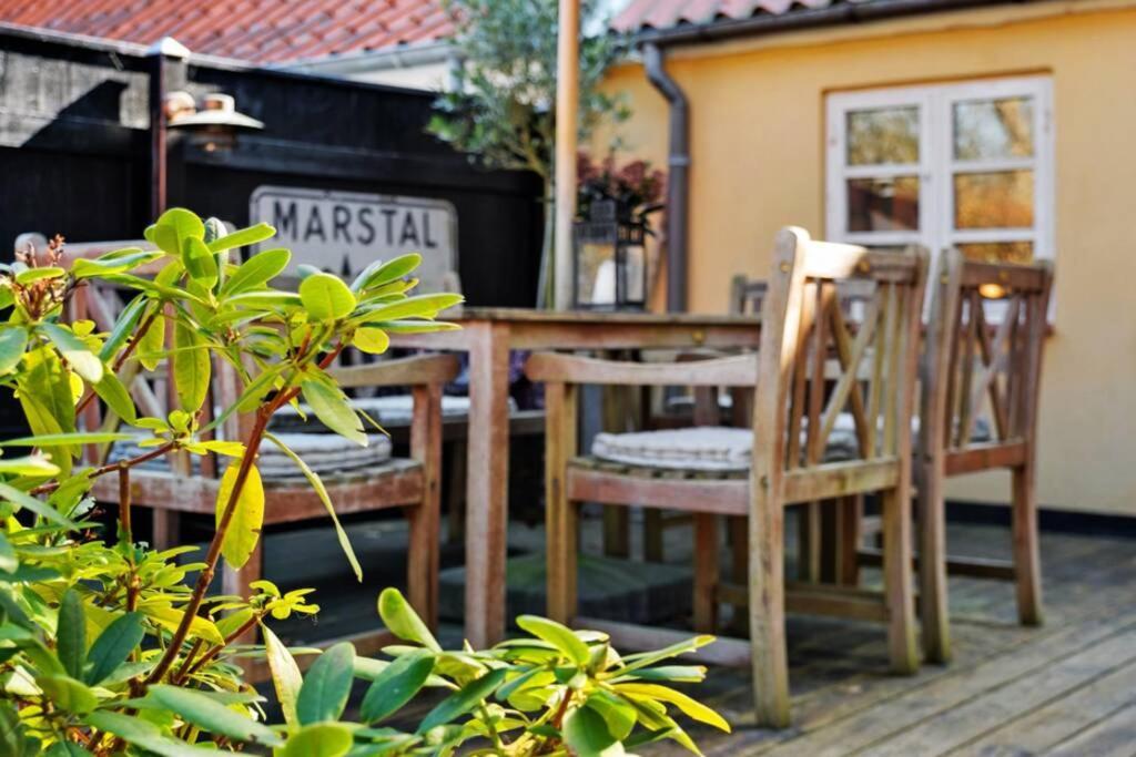 Hyggeligt Gammelt Fiskerhus I Marstal Exterior foto